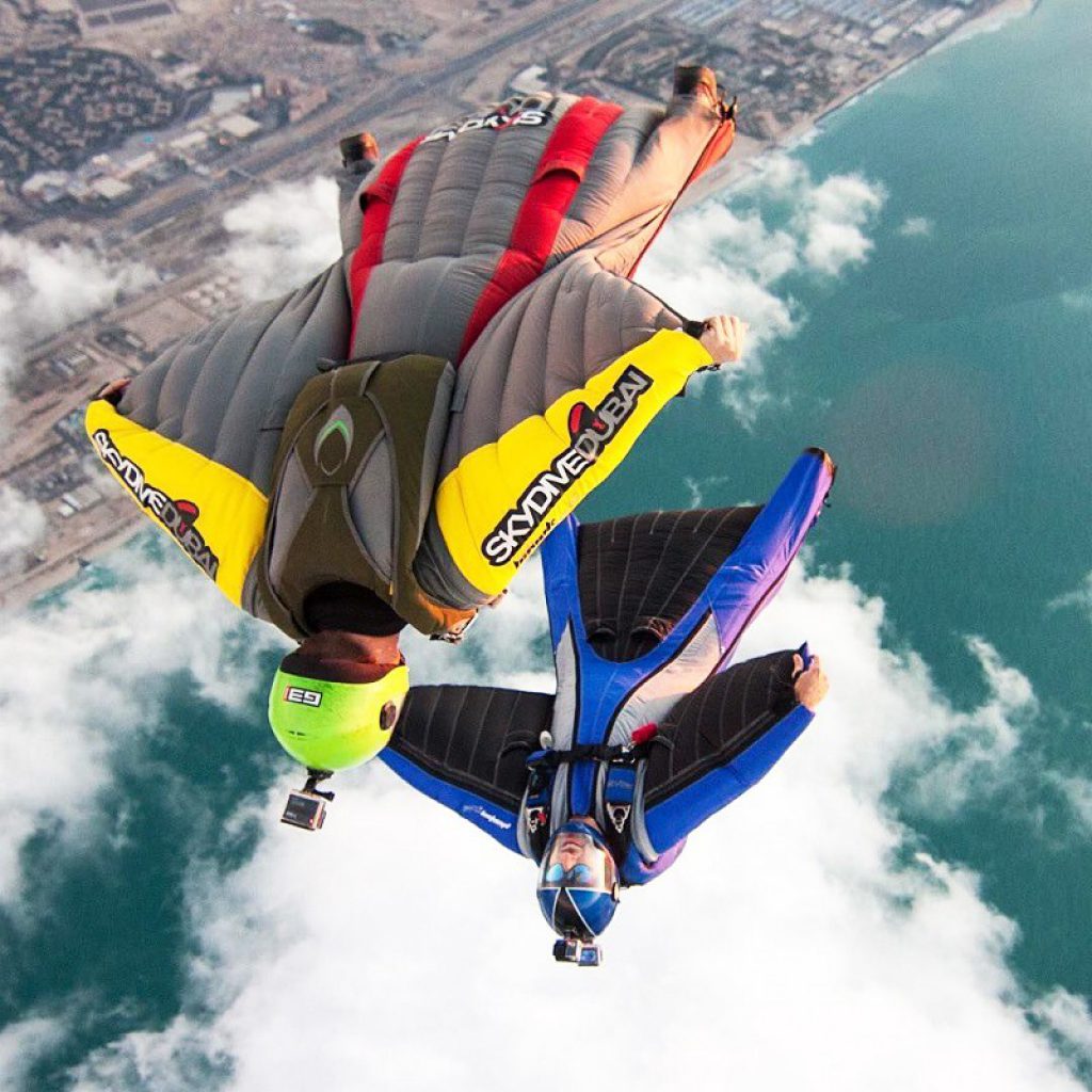 چتر بازی در دبی( اسکای دایوینگ - Skydiving )