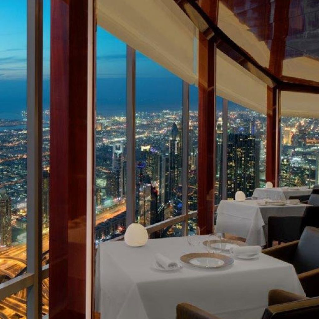 رستوران اتمسفر دبی