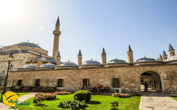 مقبره مولانا