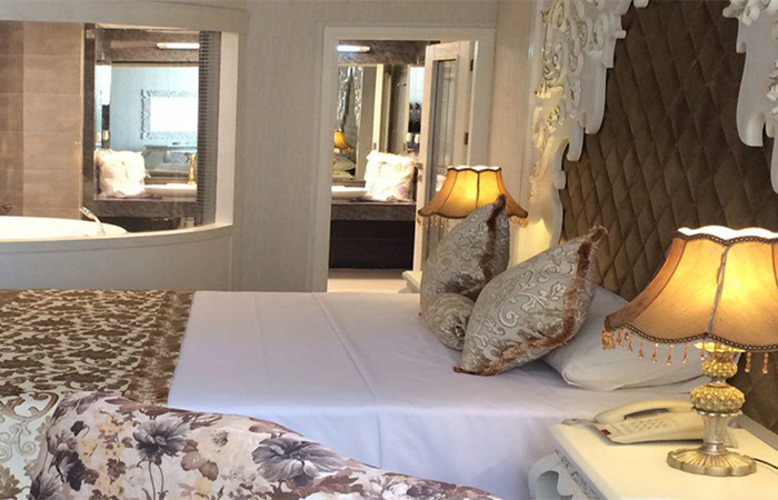 db.tour-related.title