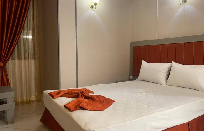 db.tour-related.title