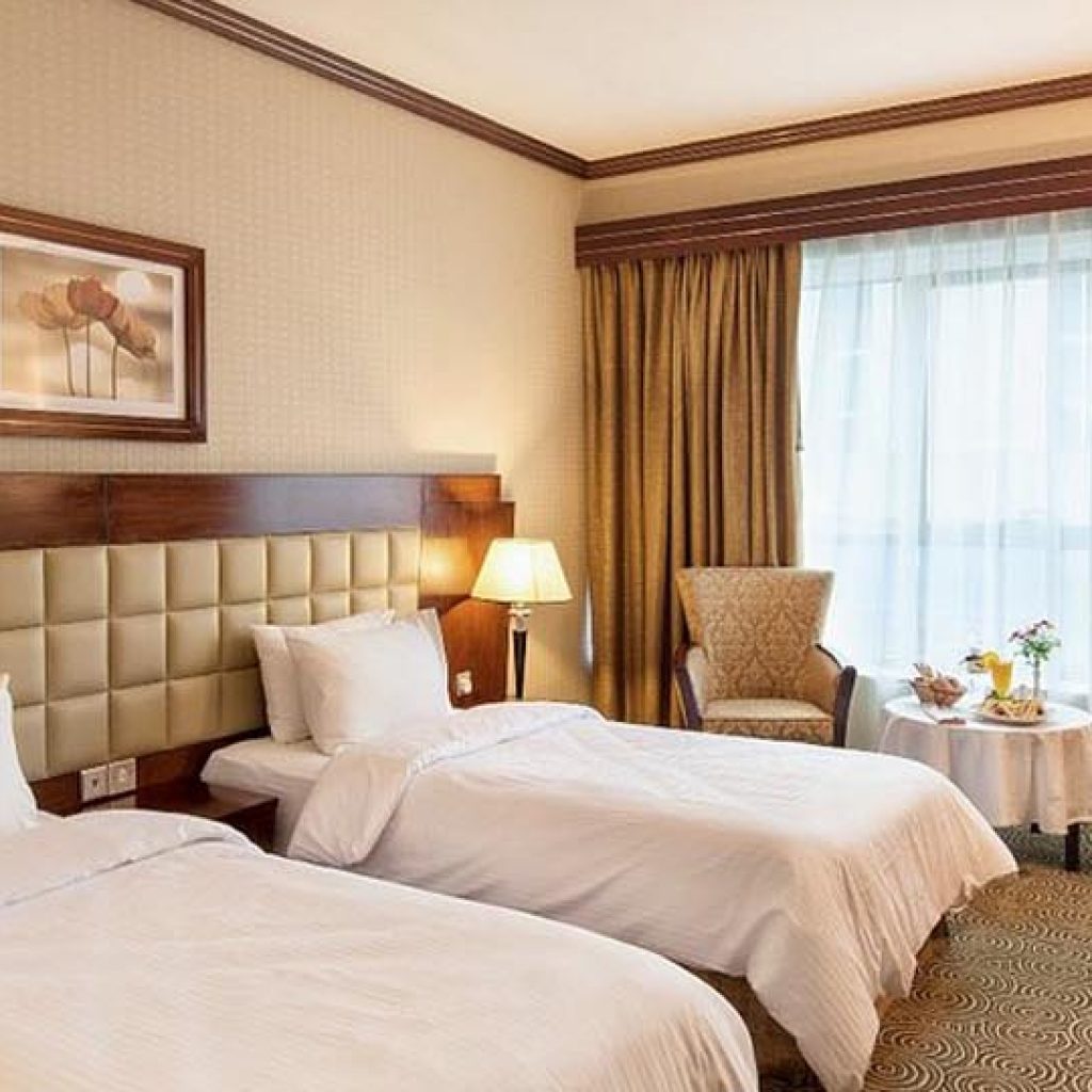 db.tour-related.title