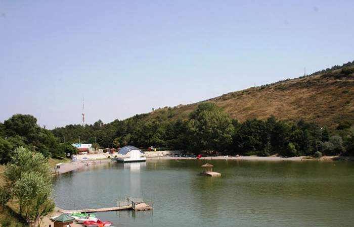 دریاچه لاک پشت تفلیس